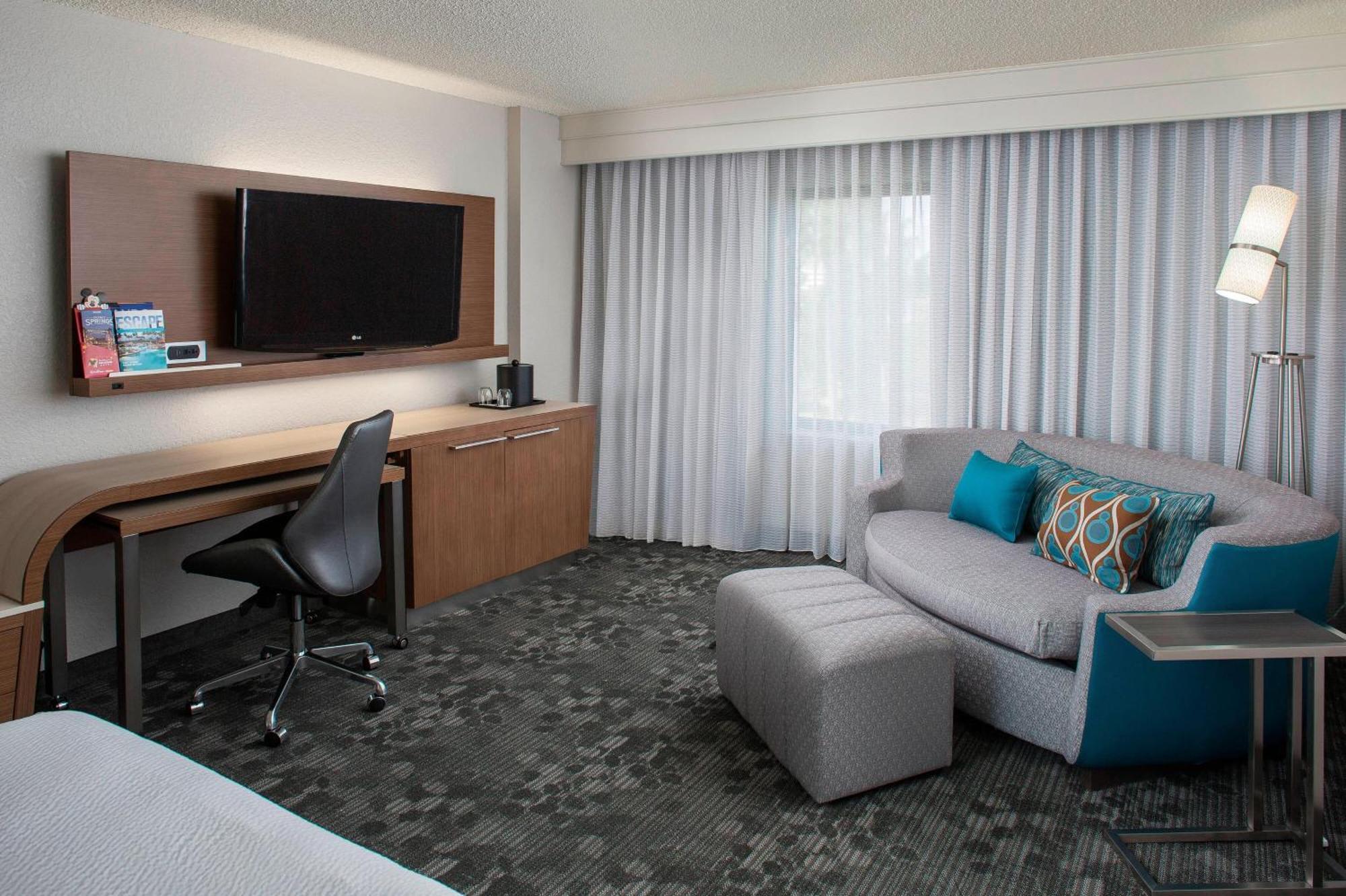 Courtyard By Marriott Orlando Lake Buena Vista In The Marriott Village Esterno foto